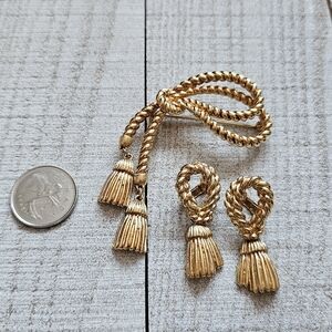 Unbranded 1980's Rope & Tassel Brooch And Clip On Earring Set.
